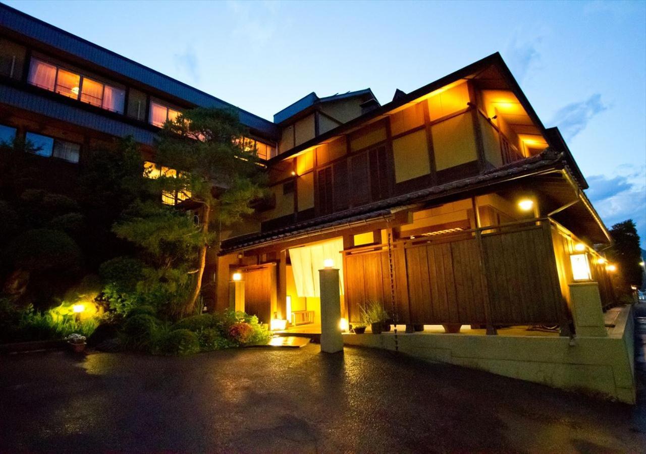 Saikatei Jidaiya Hotel Kaminoyama Bagian luar foto