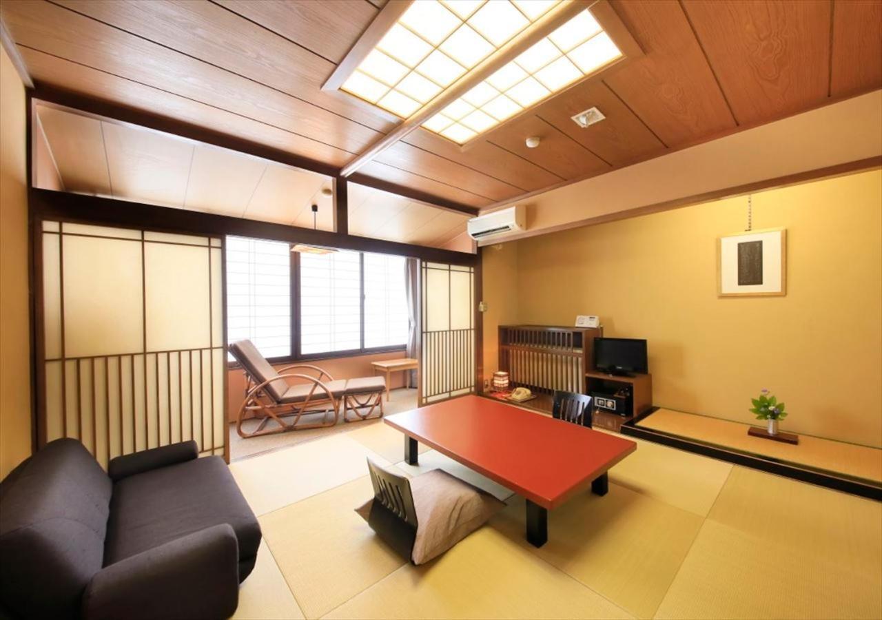 Saikatei Jidaiya Hotel Kaminoyama Bagian luar foto