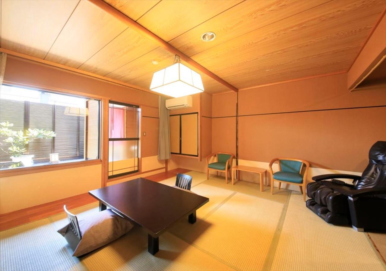 Saikatei Jidaiya Hotel Kaminoyama Bagian luar foto